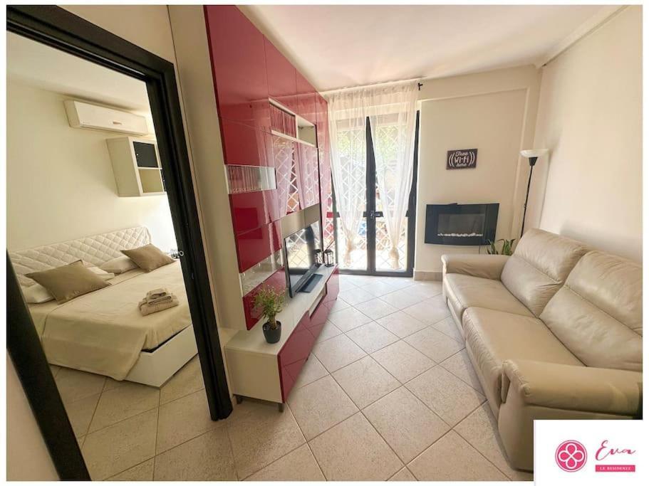 Appartamento Eva Le Residenze Marco Simone Esterno foto